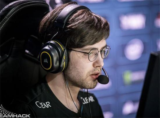 FURIA Esports 击败 Astralis 并晋级 IEM Cologne 2025 的第二阶段