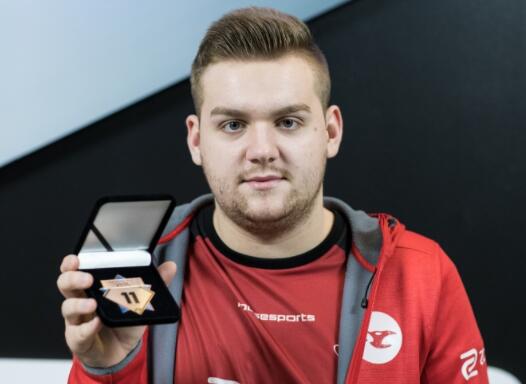 sAw： ＂我本以为我们现在会处于更高的水平＂